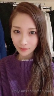 开宝马的性感高挑白富美妹子与情人桌子上疯狂嗨皮